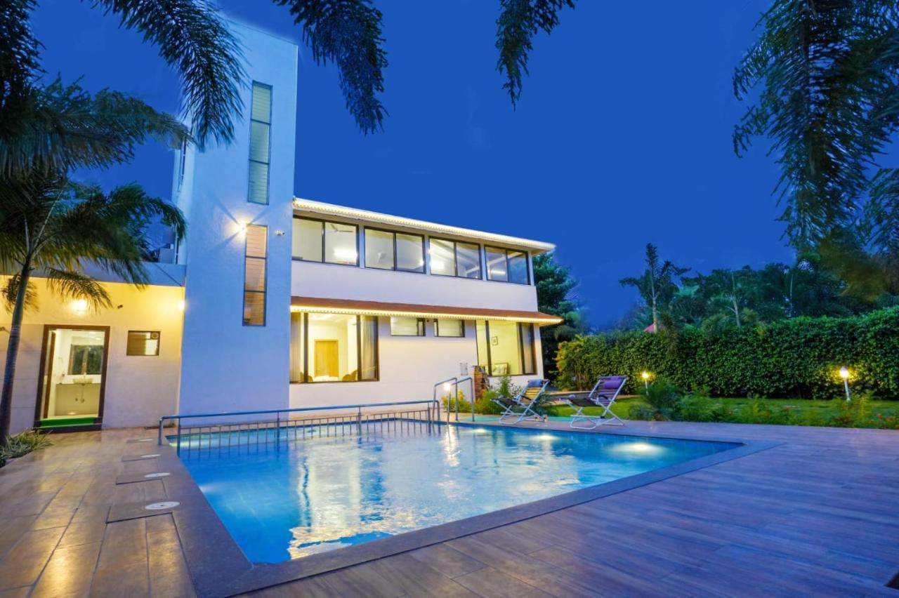Villa White Coco House 4Bhk Nashik Exterior foto